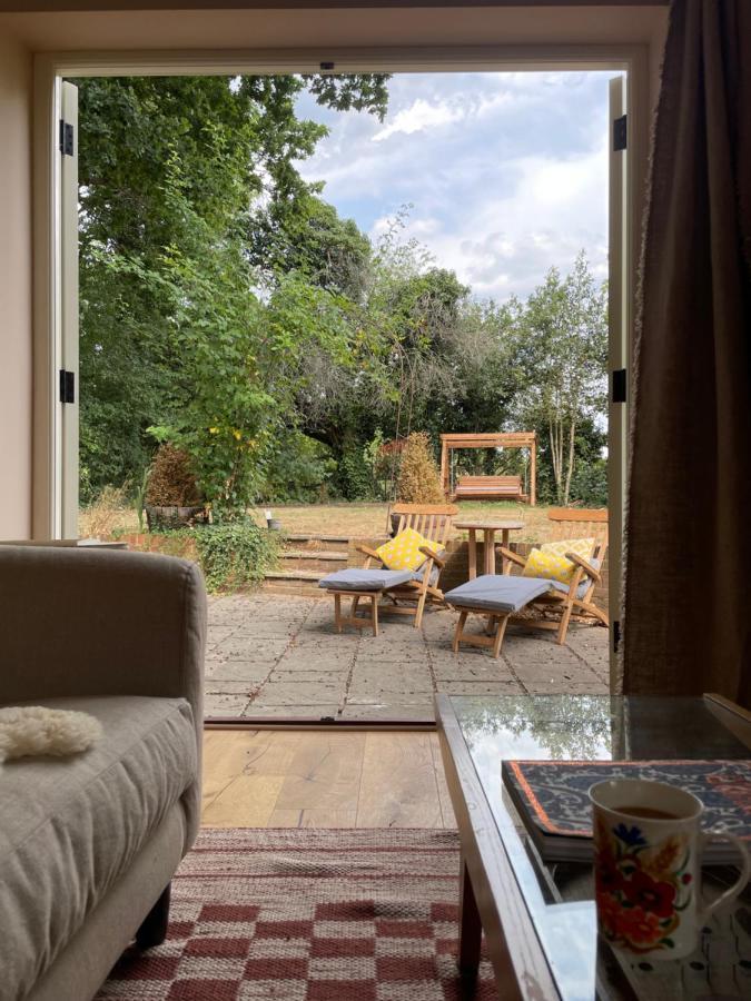 Peaceful Cottage With Private Garden 黑尔舍姆 外观 照片